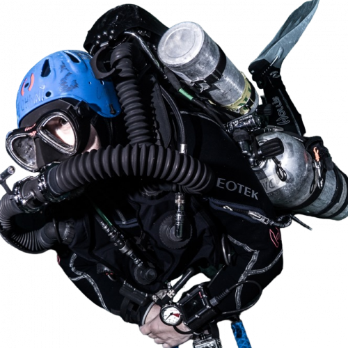 mergulhador da mergulho técnico com equipamentos.